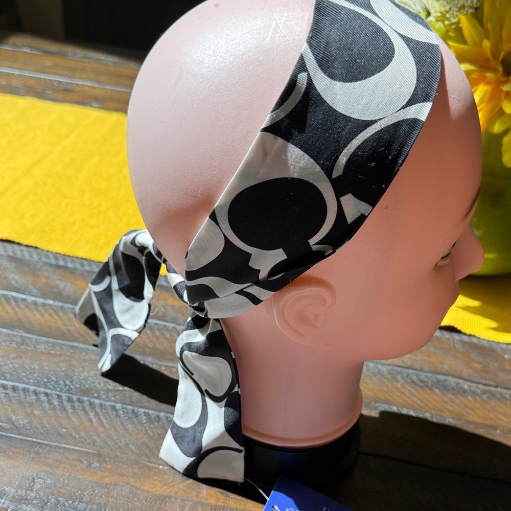 Coach Stylish Black and White Headband